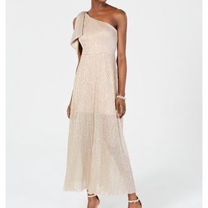 Like new!!  Petite Gold Dress/Evening Gown